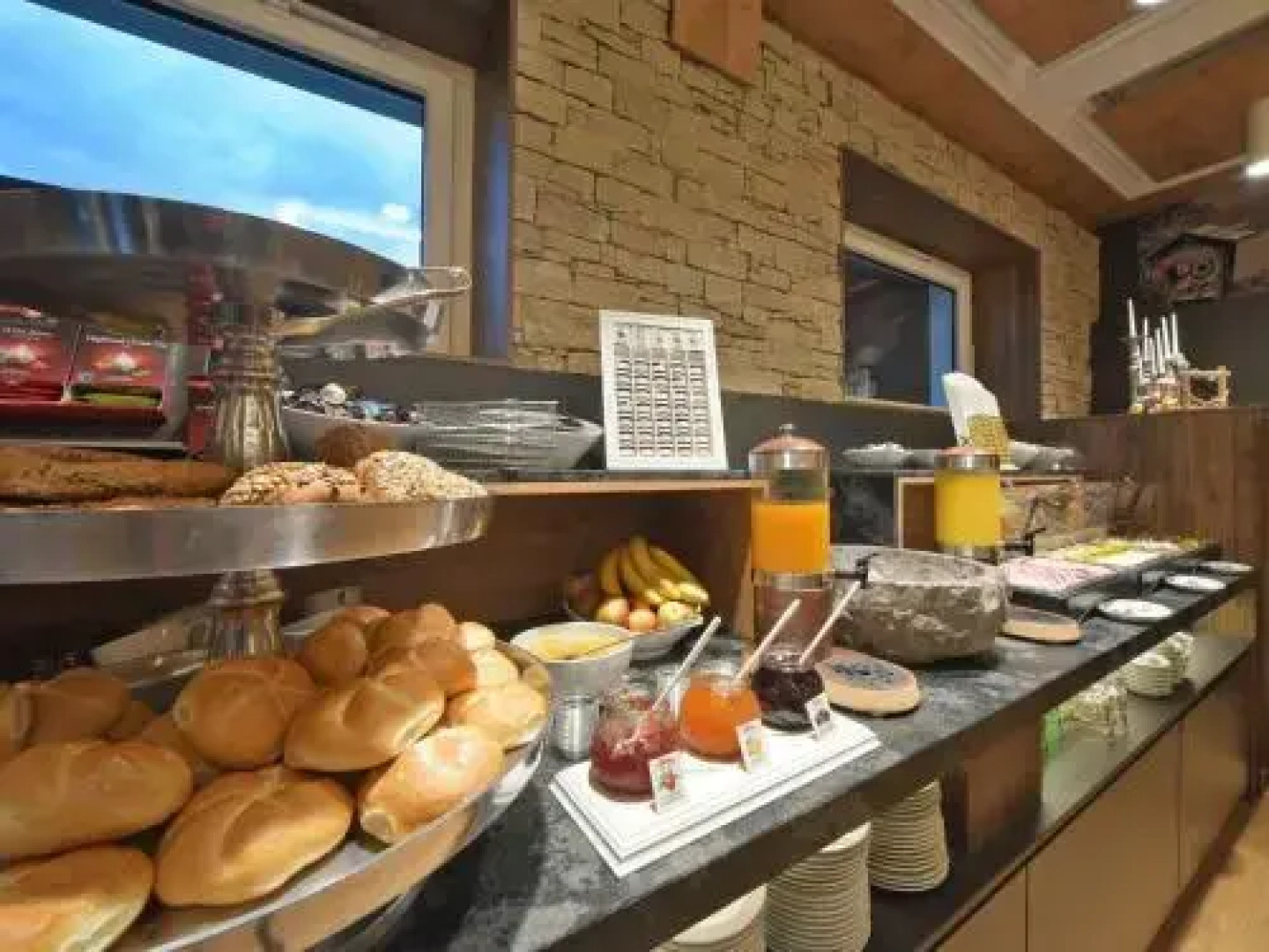 Hotel Ertl & mexican cantina salud