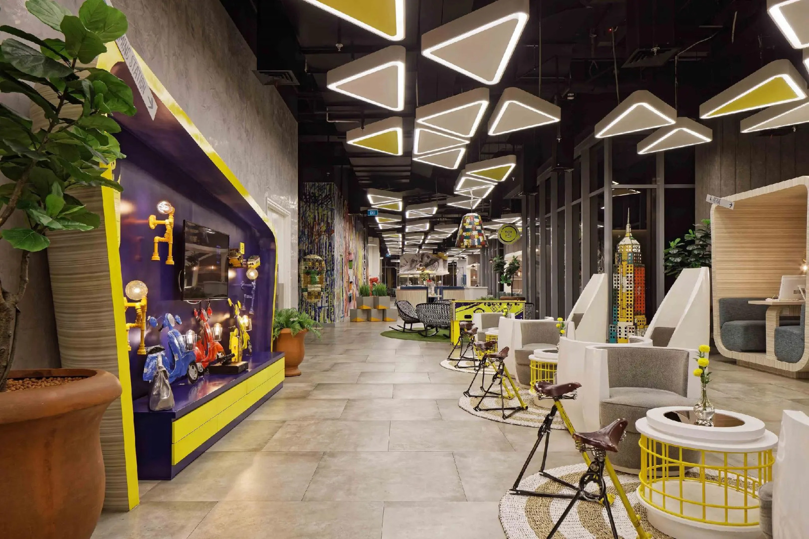 YELLO Hotel Harmoni Jakarta