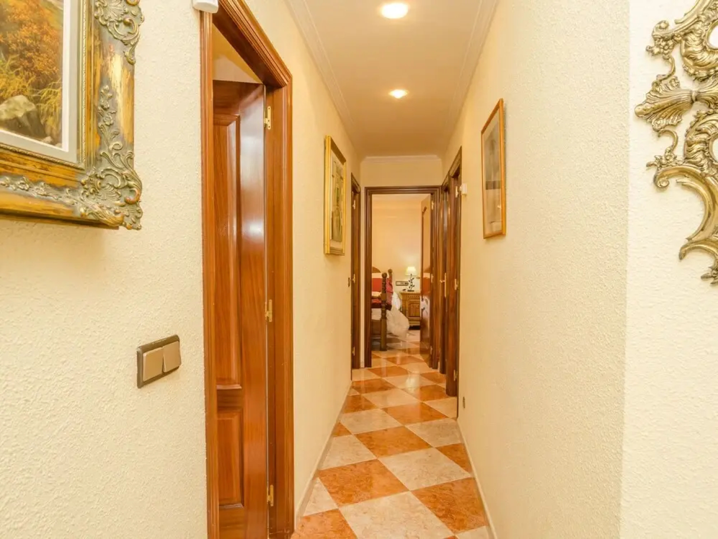 Detached Villa Private Pool, Large Terrace, Luxury Outside Kitchen Sleeping & Sitting Tower
