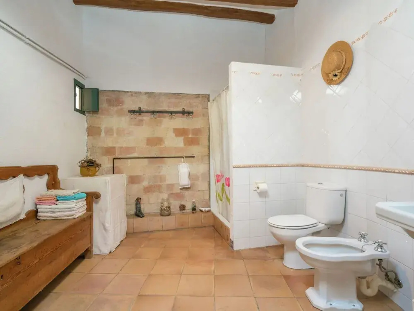 Charming Cottage Near City Centre