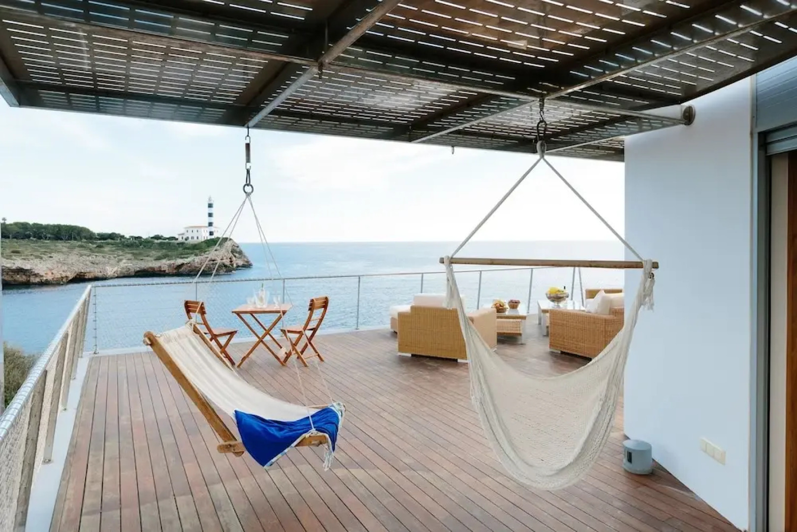 Sea Front Luxurious Villa