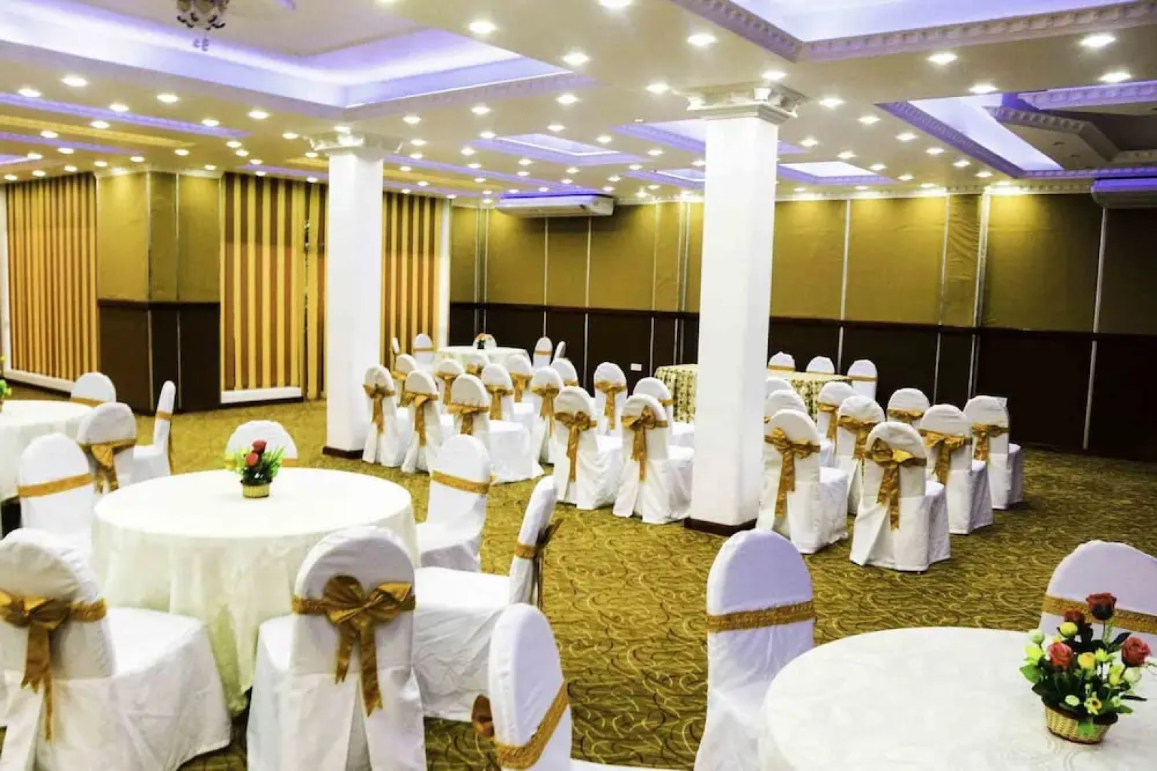 Yoho Little Rose Inn