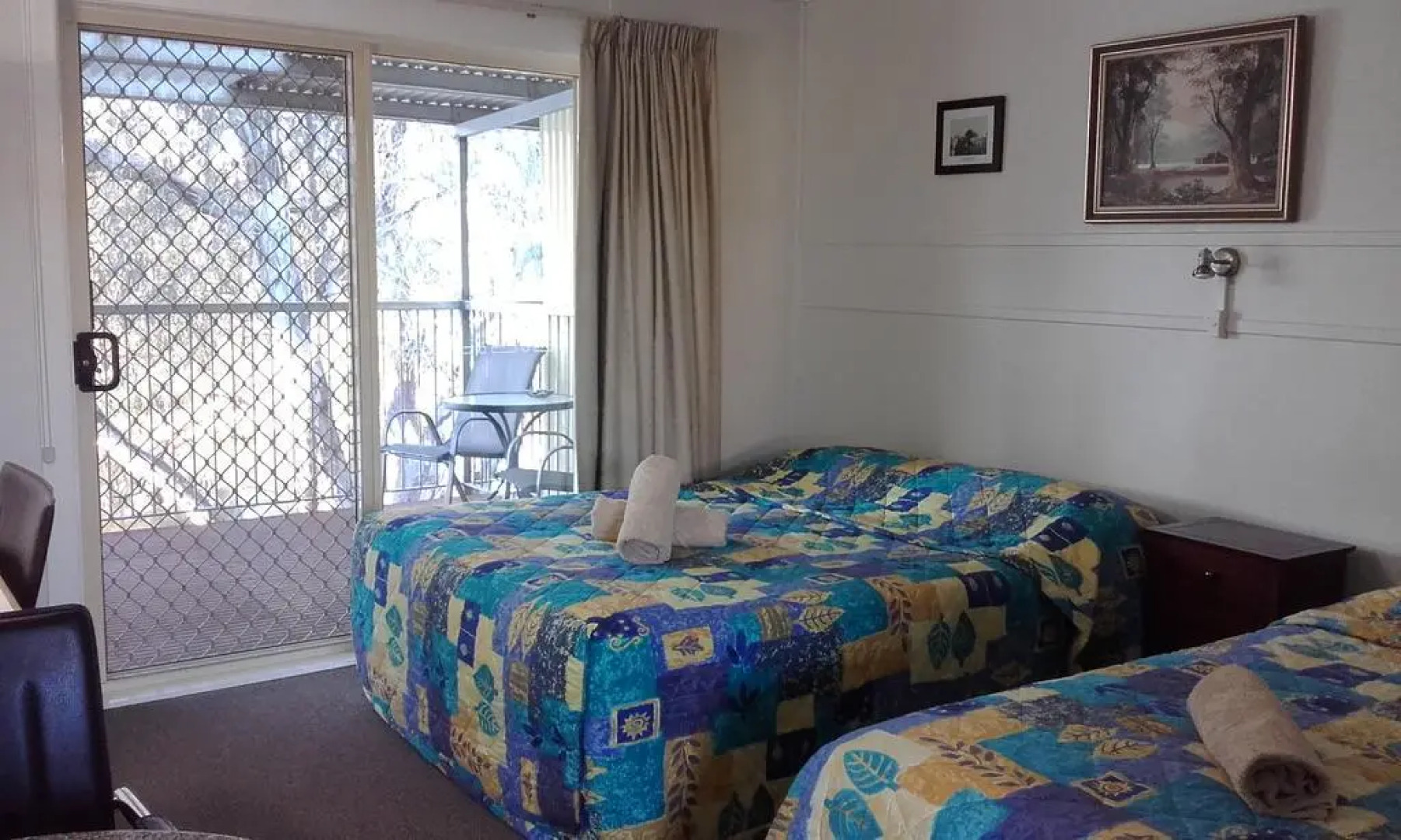 Donald Riverside Motel