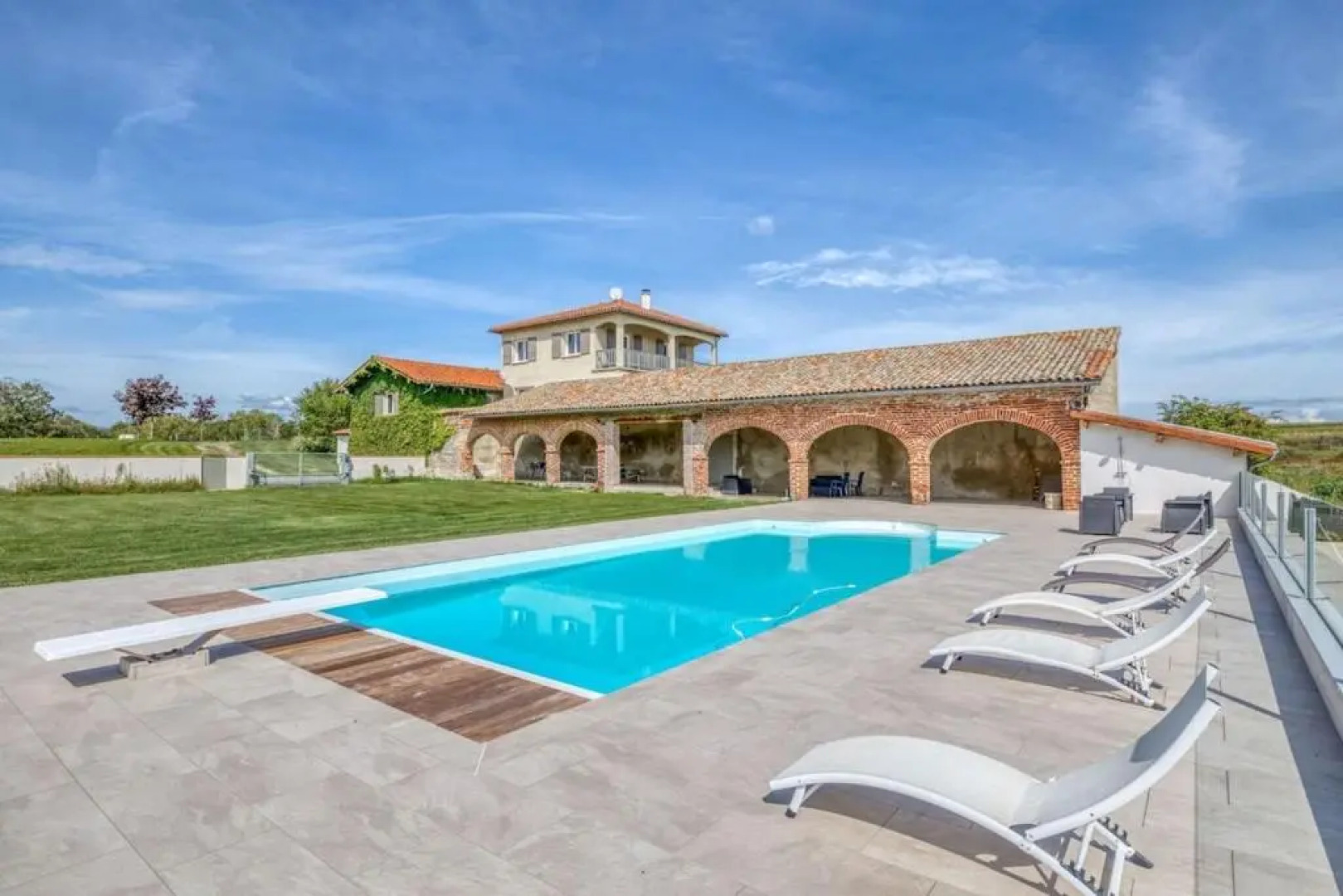 Family villa at 1H15 from Lyon