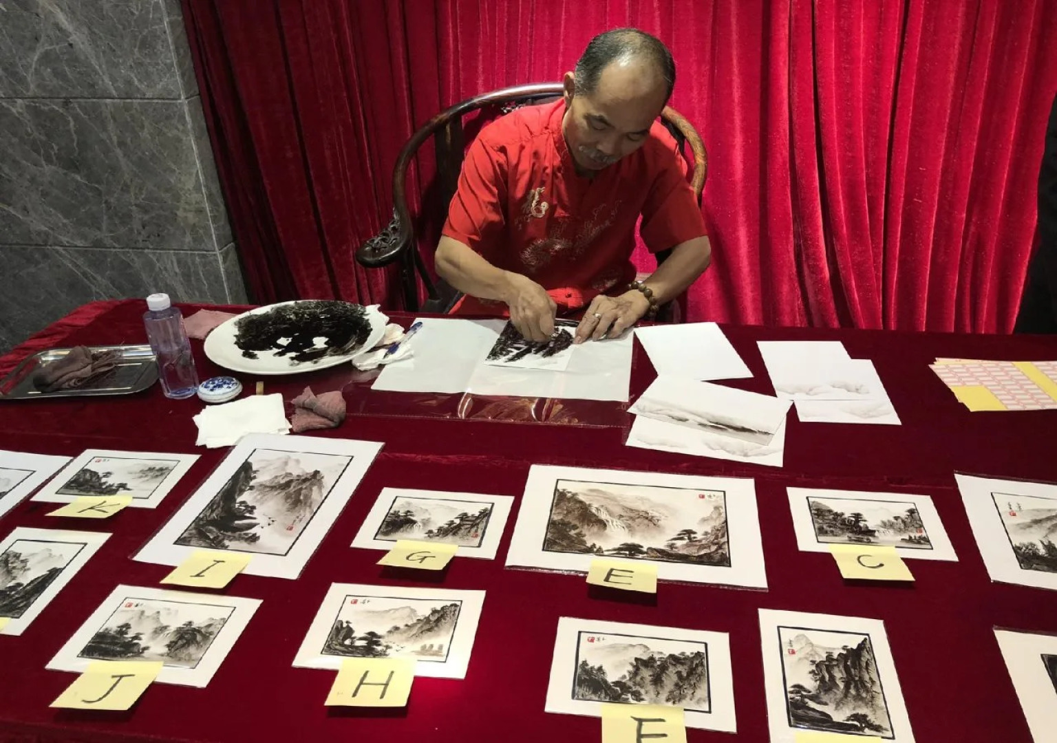 La Perle International Hotel - Free shuttle between hotel and Exhibition Center during Canton Fair & Exhibitor registration Counter