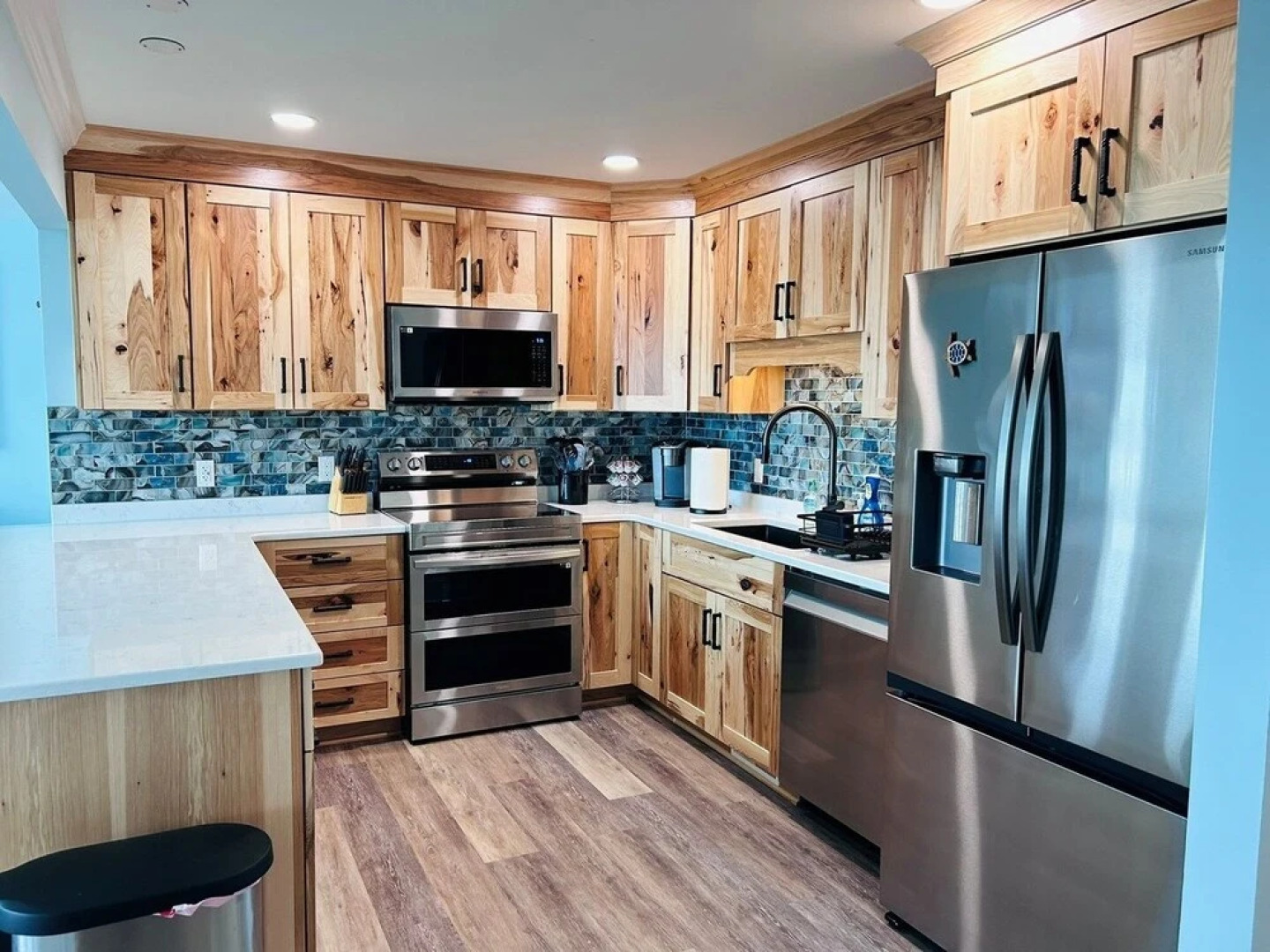 Serenity's Star 4 Bedroom Home by RedAwning