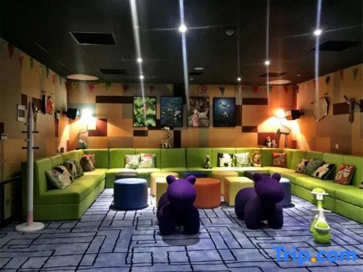 Arcadia International Forest Hotel