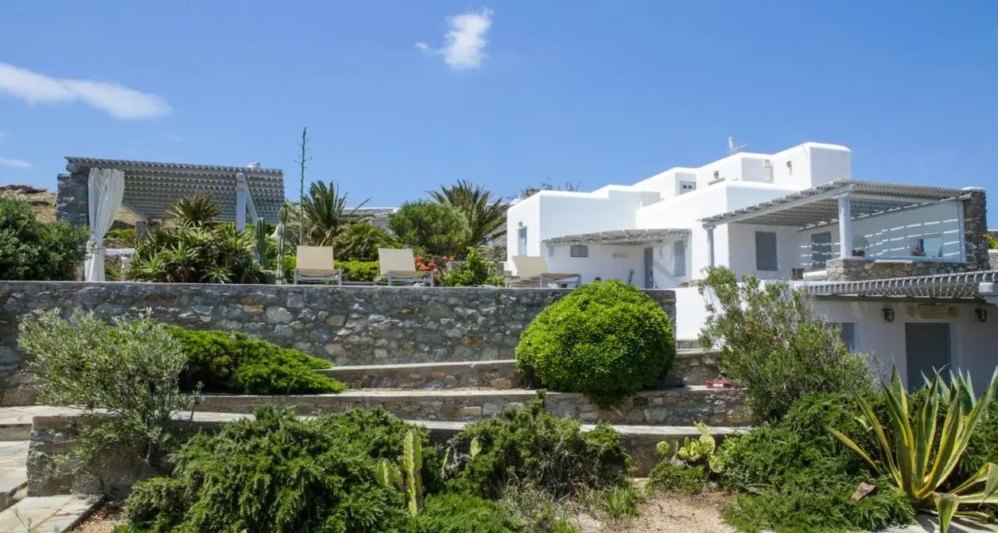 Sea & Sun Estate