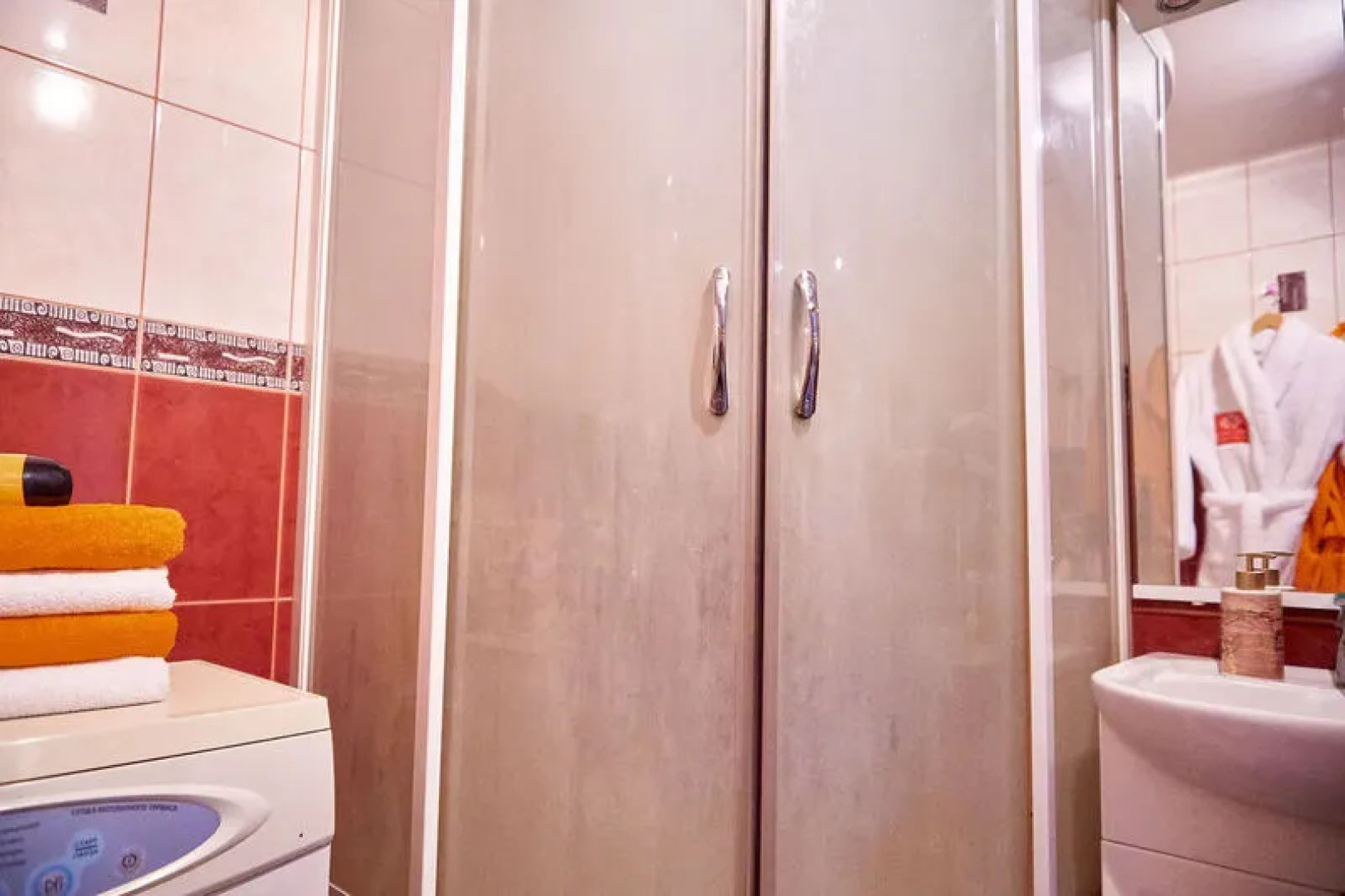 Pyat Zvezd  na ul. Truda, d. 24