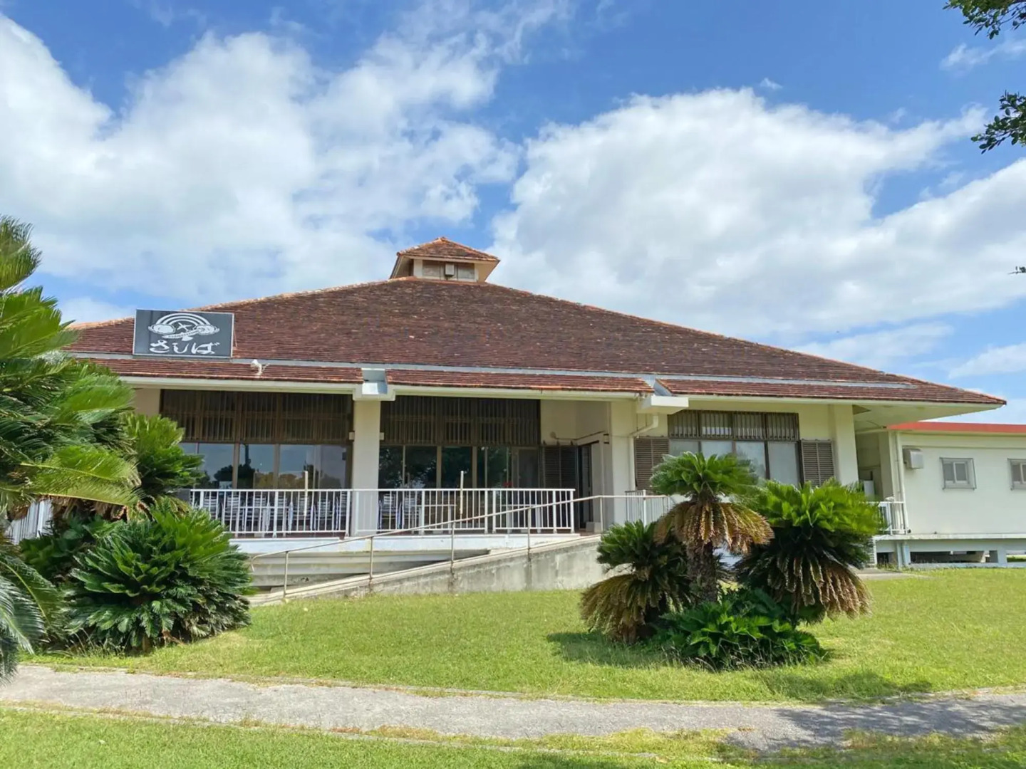 Shimojishima Coral Hotel (Irabujima)