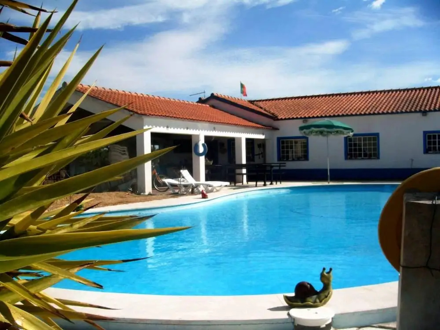 Villa Rua Tiradores Cortiça