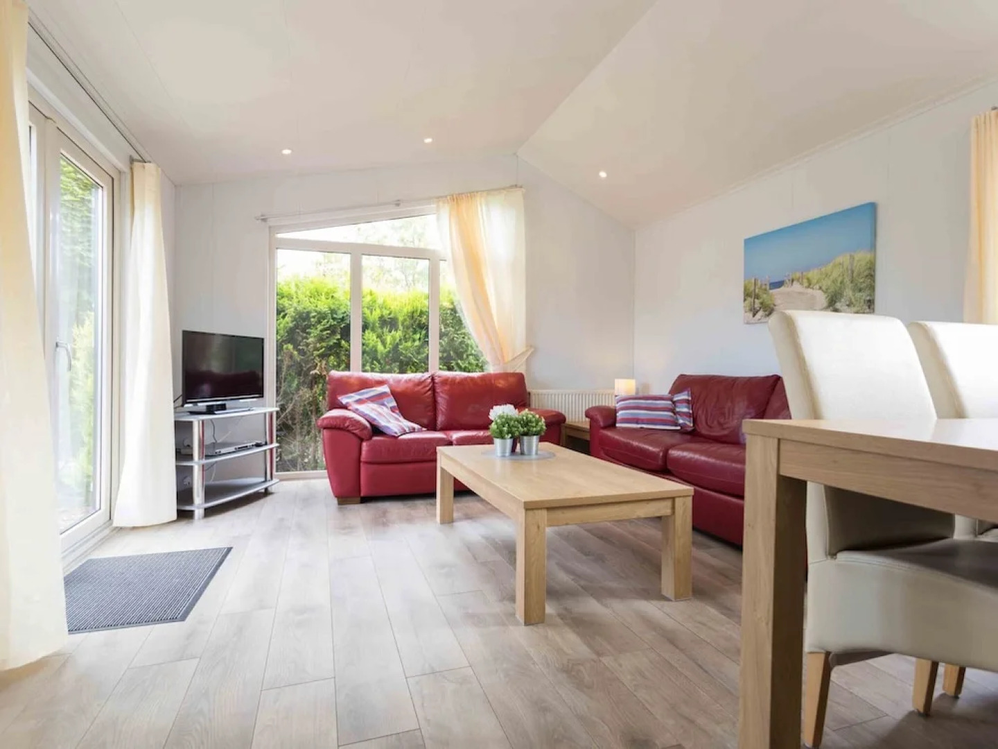 Comfortable Chalet With Dishwasher, Near the Sea in Egmond