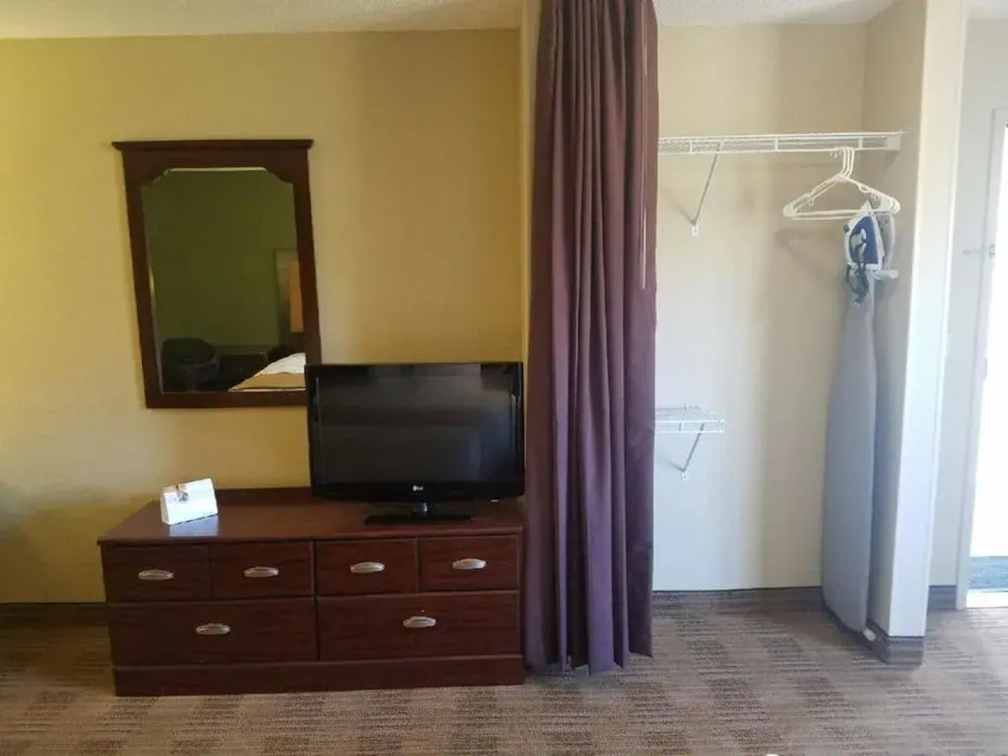 Extended Stay America Roanoke Airport