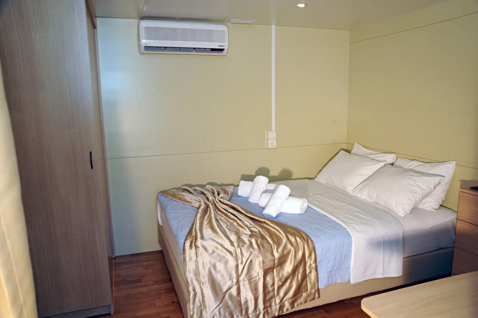 Chrissa Camping Rooms & Bungalows