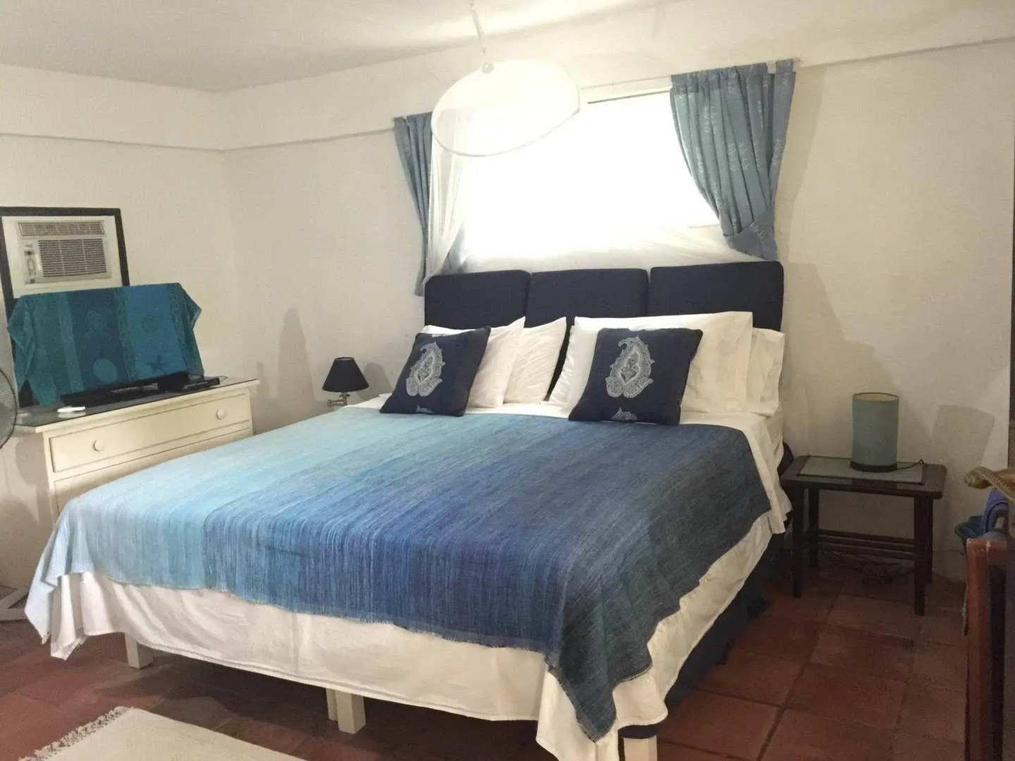Barbados Chi Guest House
