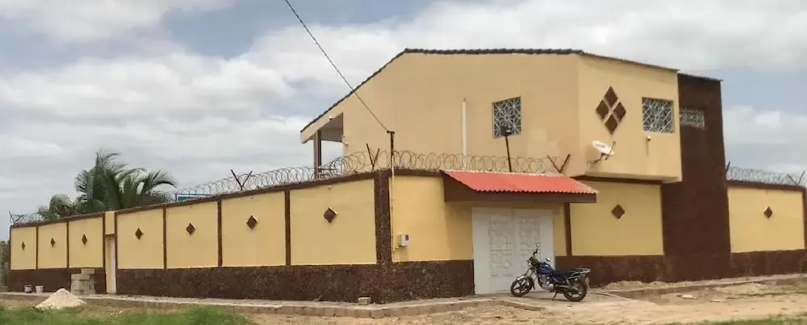 Sendou Seaside Villa - Ocean Views & Serenity