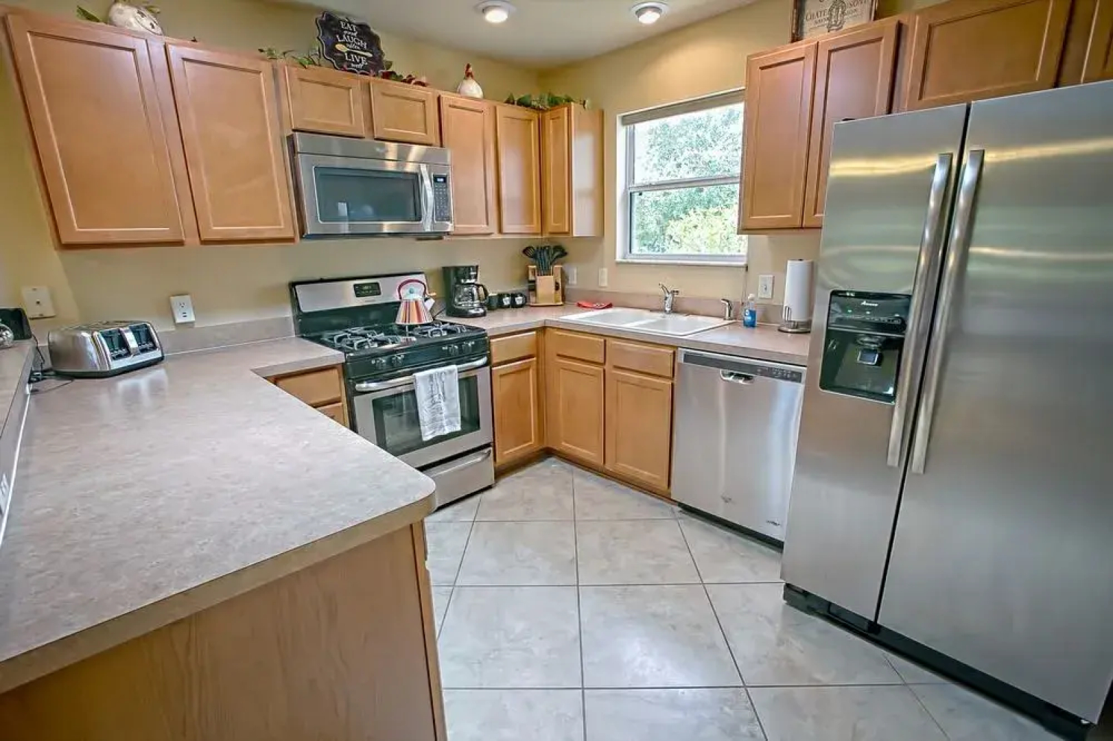 Corbett Drive Home 2 Bedroom by The Vir Group