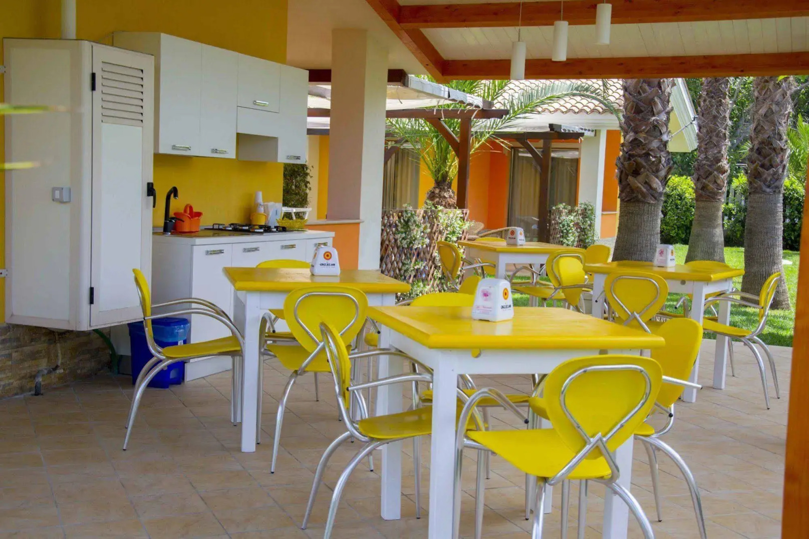 Hotel Baia Di Trainiti