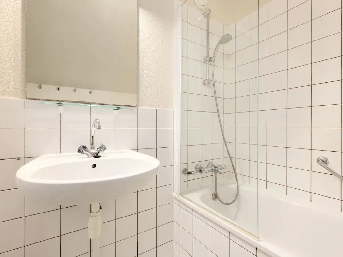 Bungalow in Veluwe Near Harderwijk