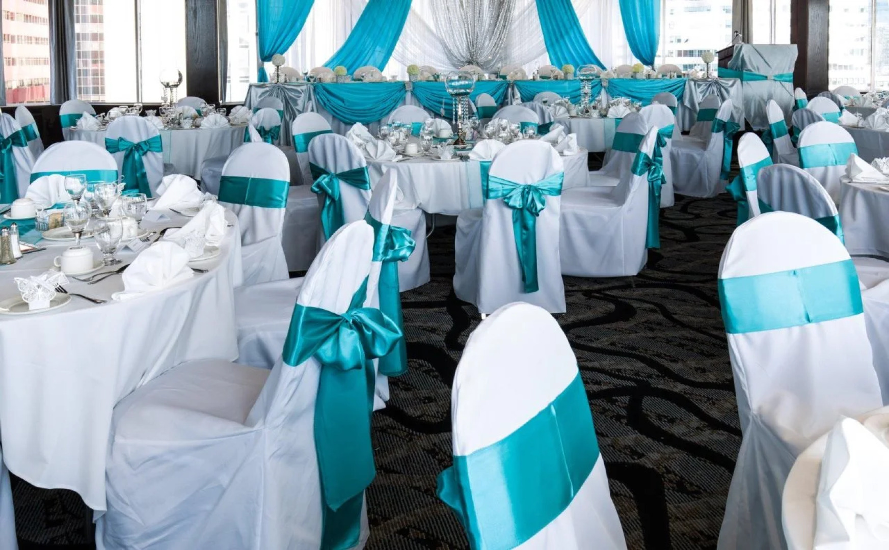 Holiday Inn Express Edmonton Downtown by IHG