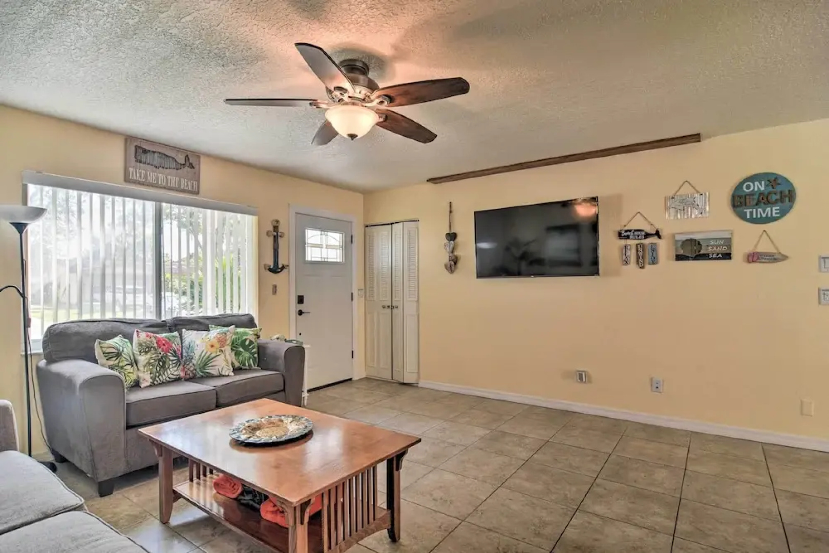 6 Mi to Beaches: Seminole Retreat w/ Pool