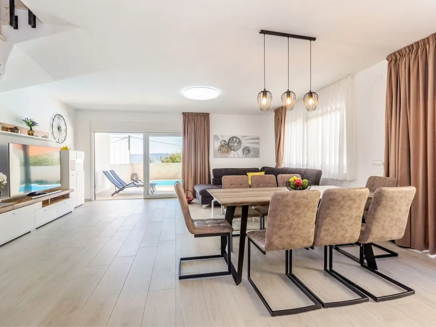 Scenic Villa in Linardi?i With Private Swimming Pool