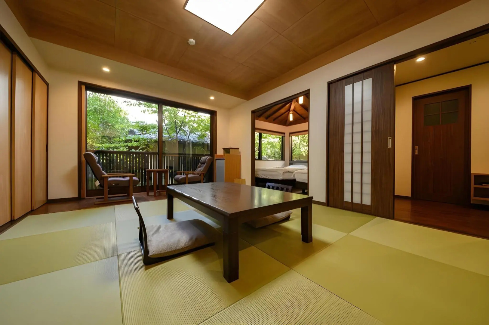 Yufuin Onsen Ryokan Mebaeso