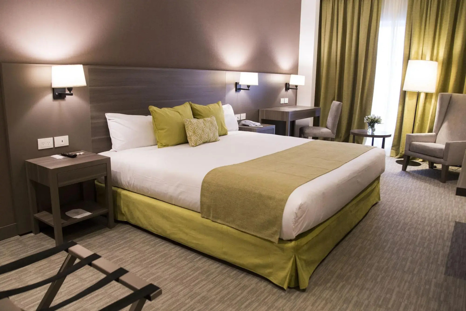 Hotel Land Plaza La Plata