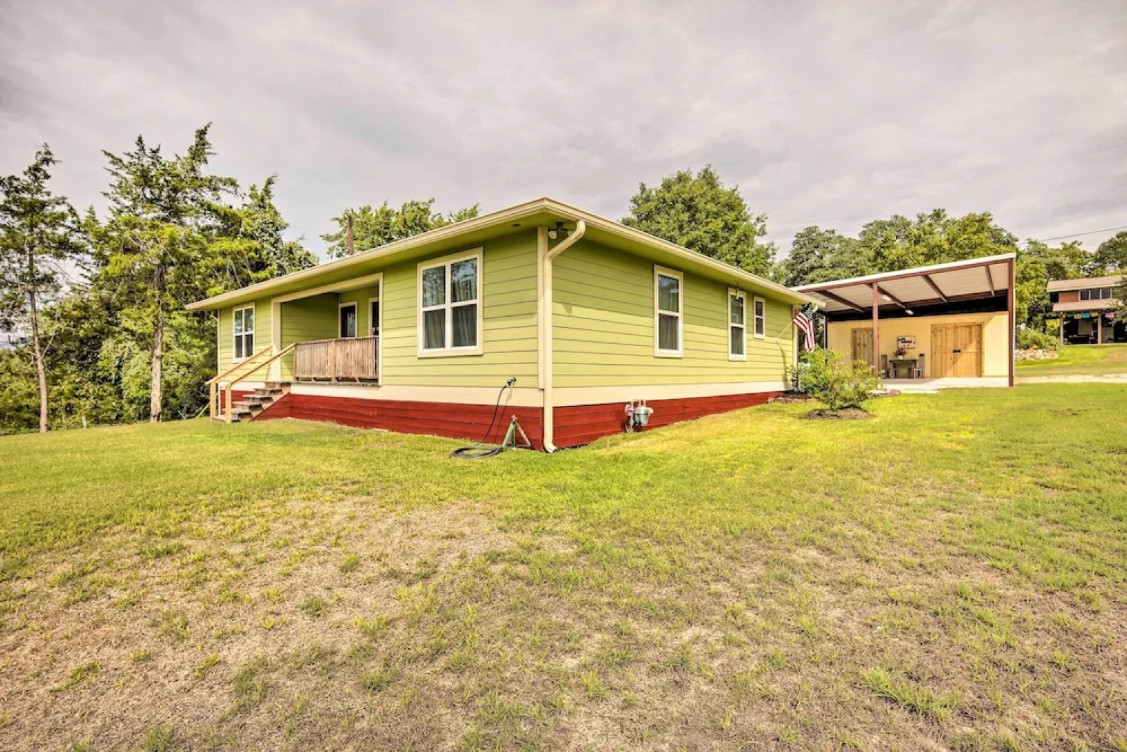 'the Gathering Place' Brenham Home on 6 Acres
