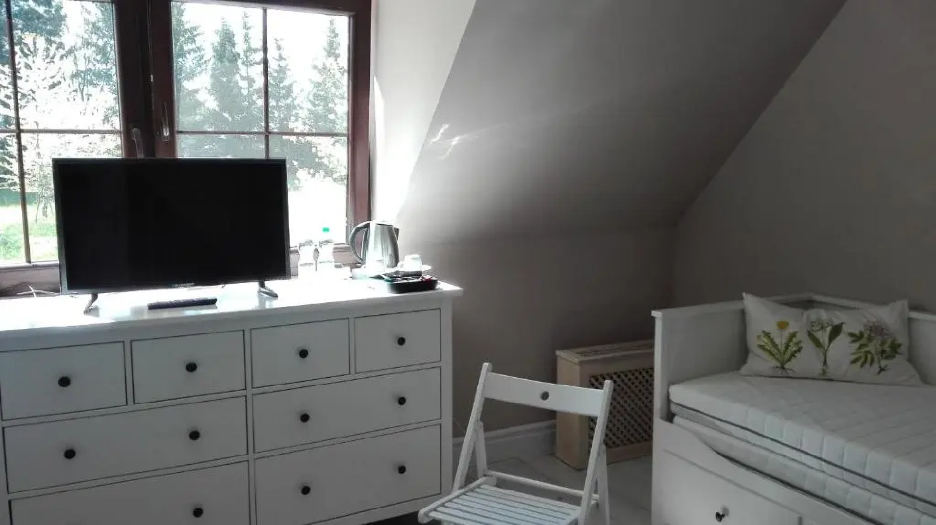 Stare Sady Chillout Rooms "Pod Jabłoniami"