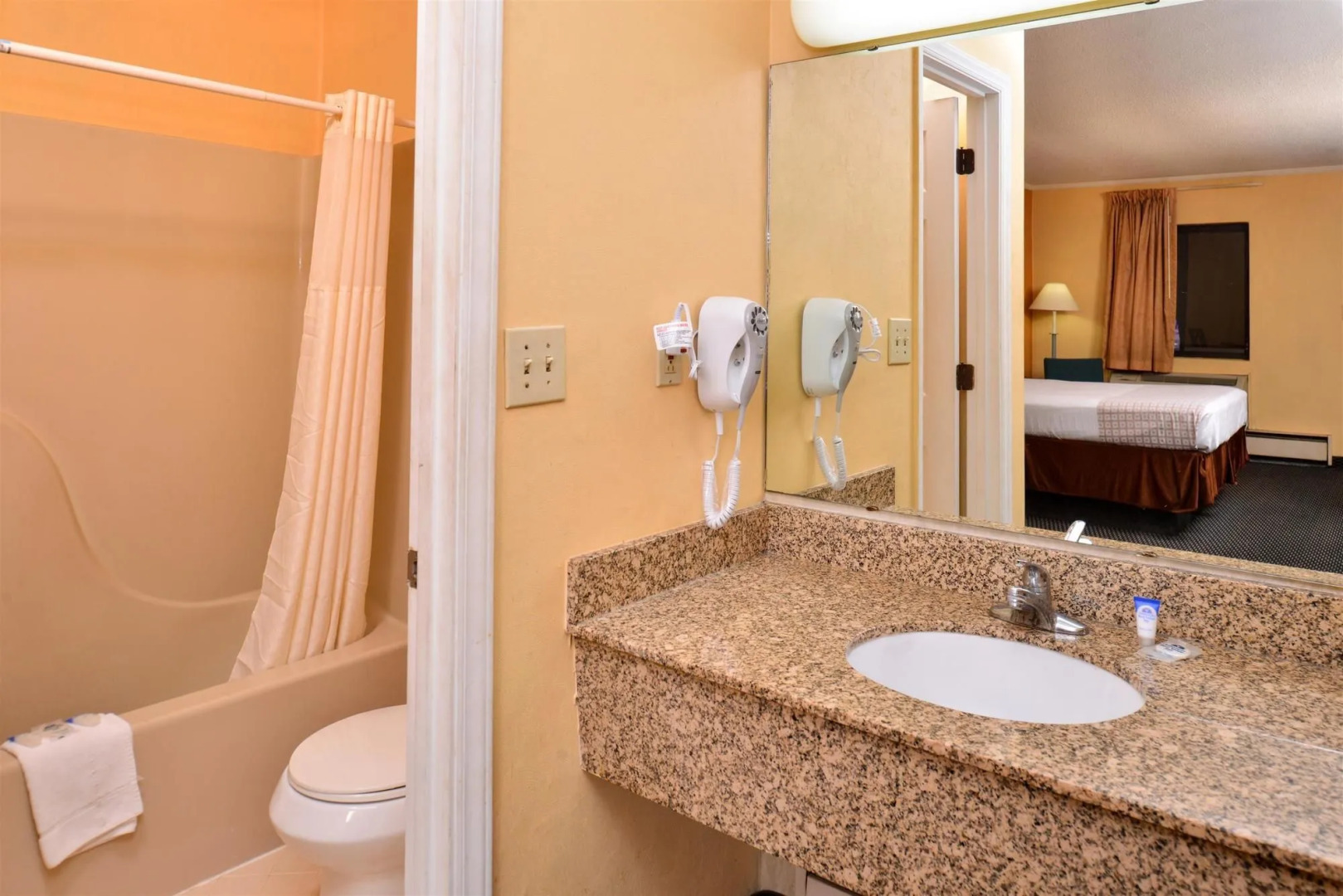 Loyalty Inn Rockingham