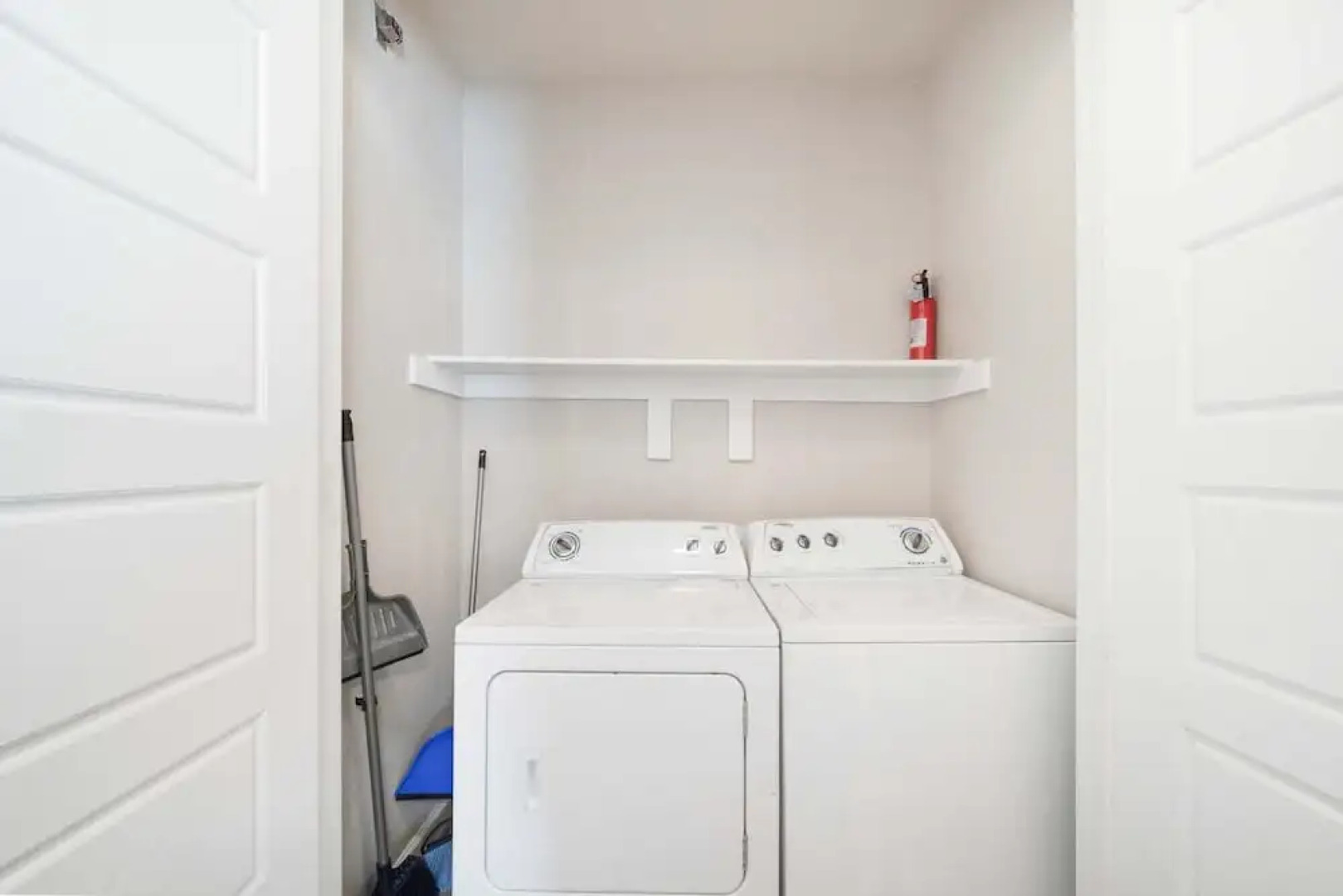 Luxury Townhome Pool North Austin Evonify