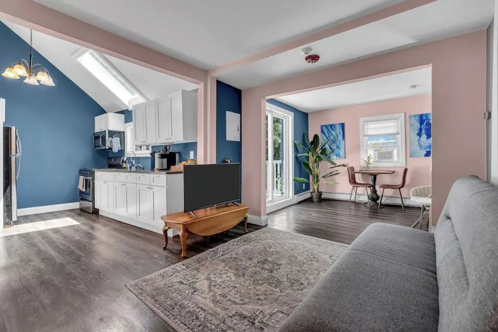 Backstage Beach Bungalow