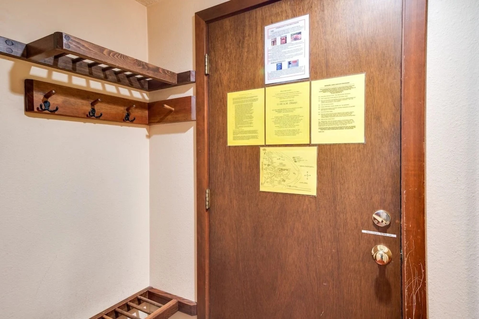 85sw - Fireplace - Washer/dryer - Dishwasher - Sleeps 4 2 Bedroom Home by RedAwning