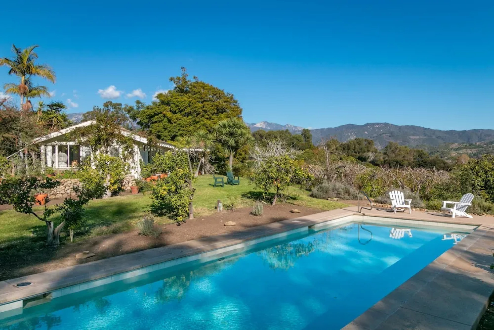 6590 Camino Carreta House by RedAwning