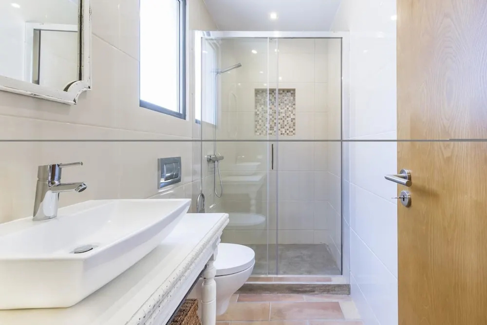 Property With 10 Bedrooms in Quelfes, With Wonderful sea View, Private