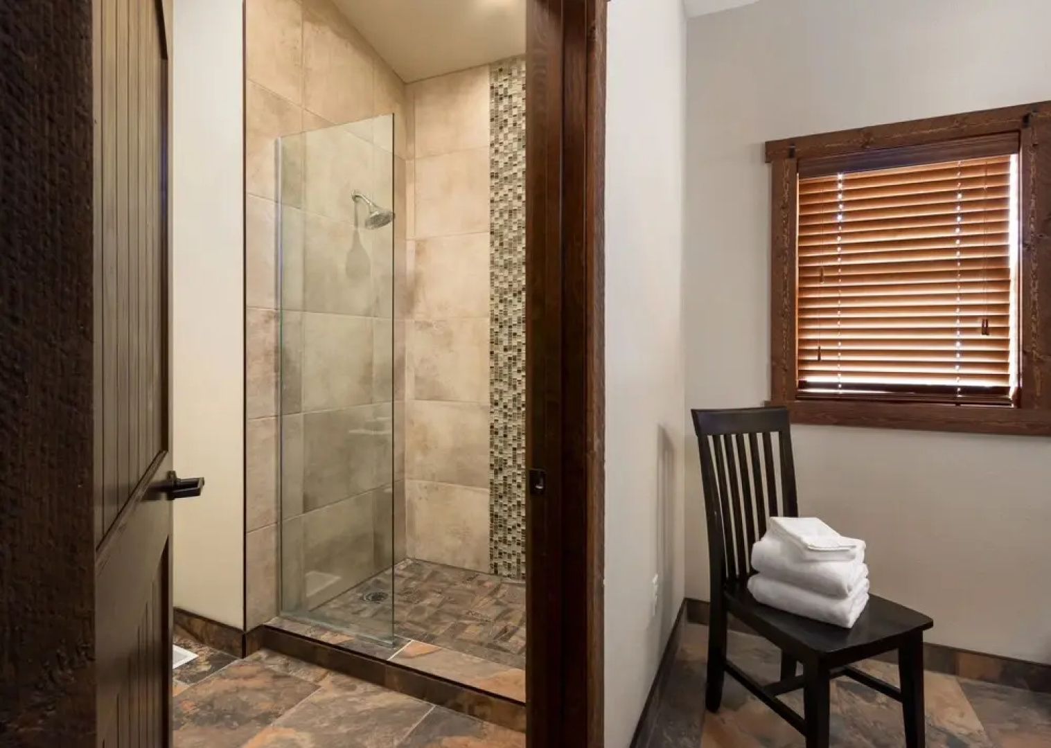State Game Lodge & Resort
