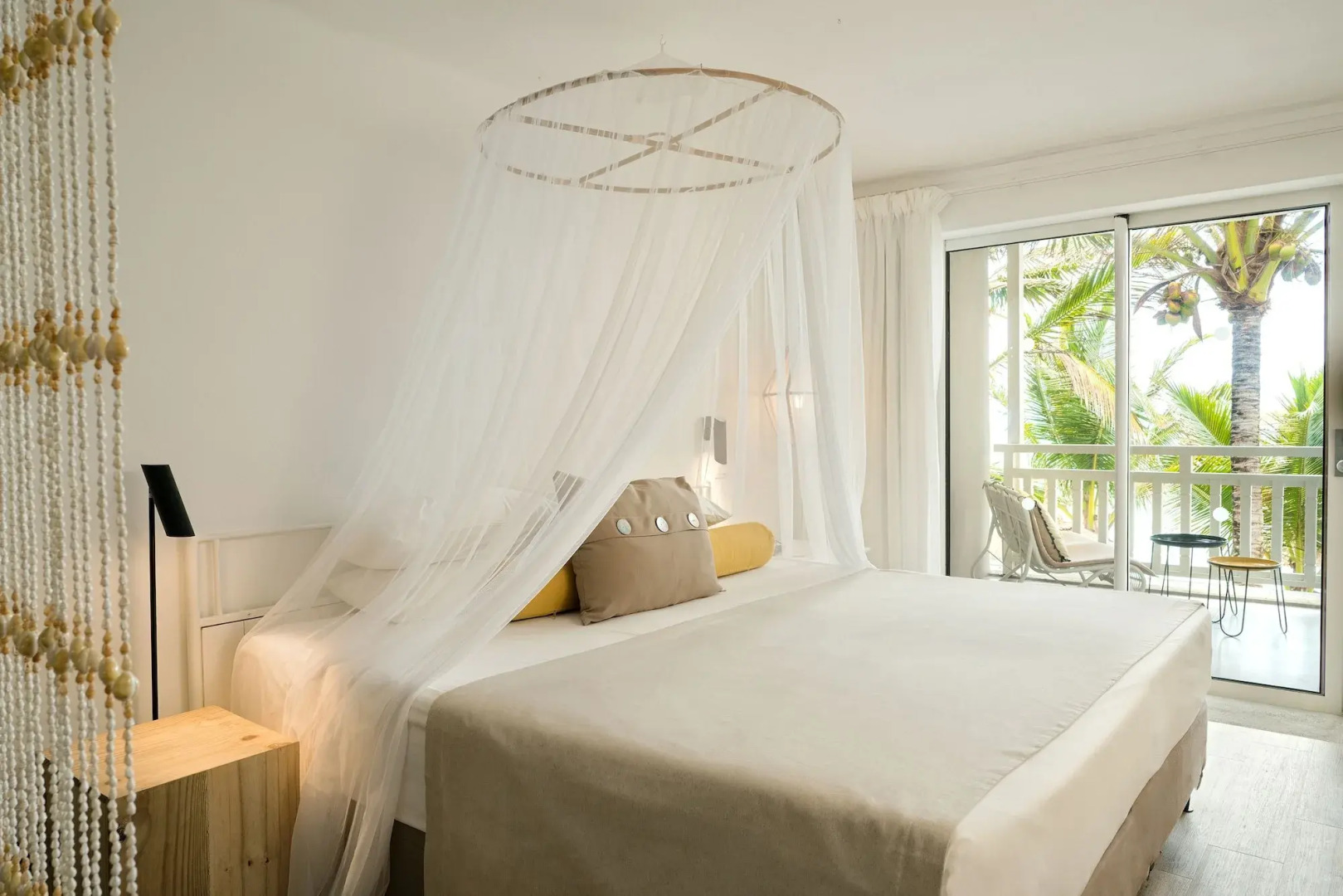 Tropical Attitude - Adults only