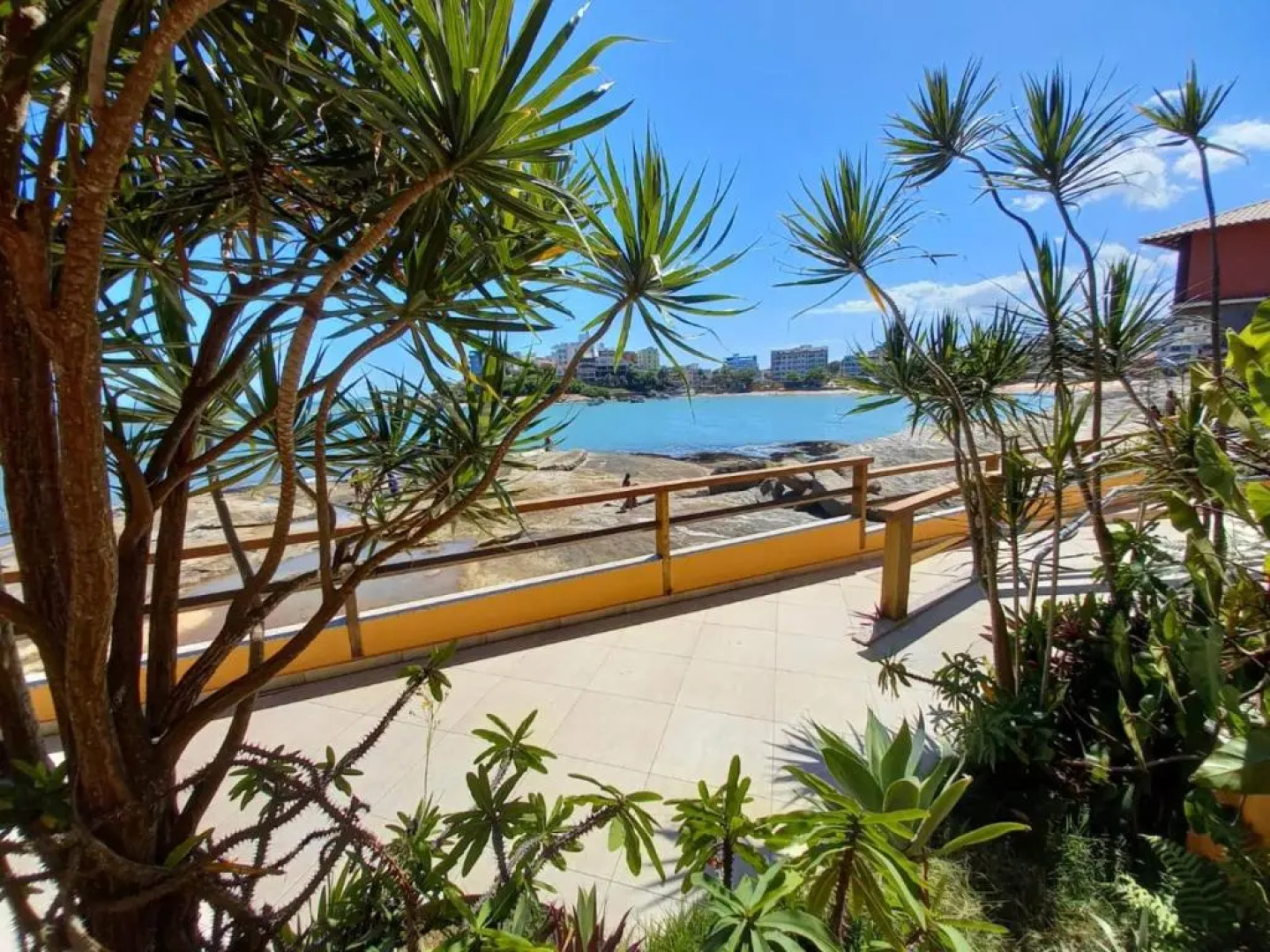 Hotel Pontal das Rochas