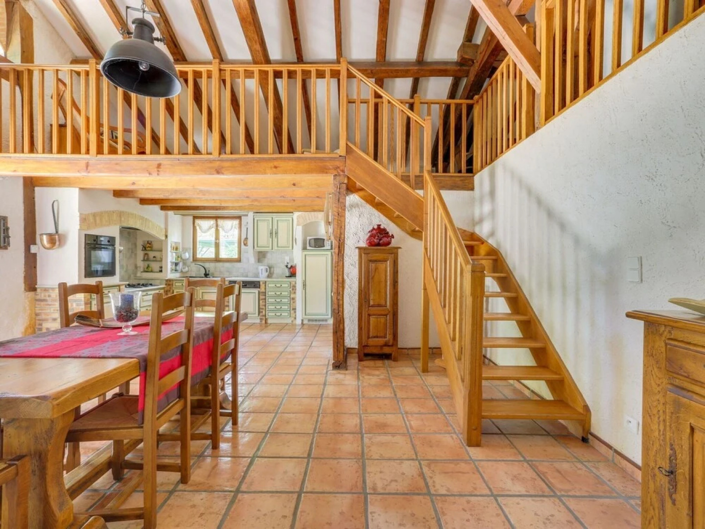 Holiday Home in Laluque with Terrace, Garden And Barbecue