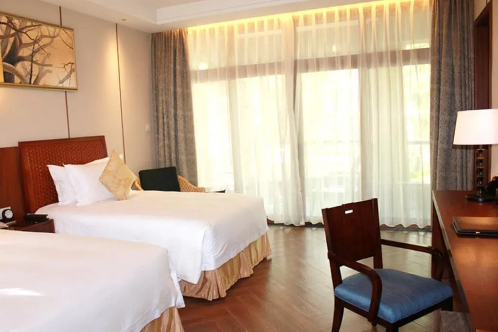 Wuzhishan Yatai Rainforest Resort Hotel