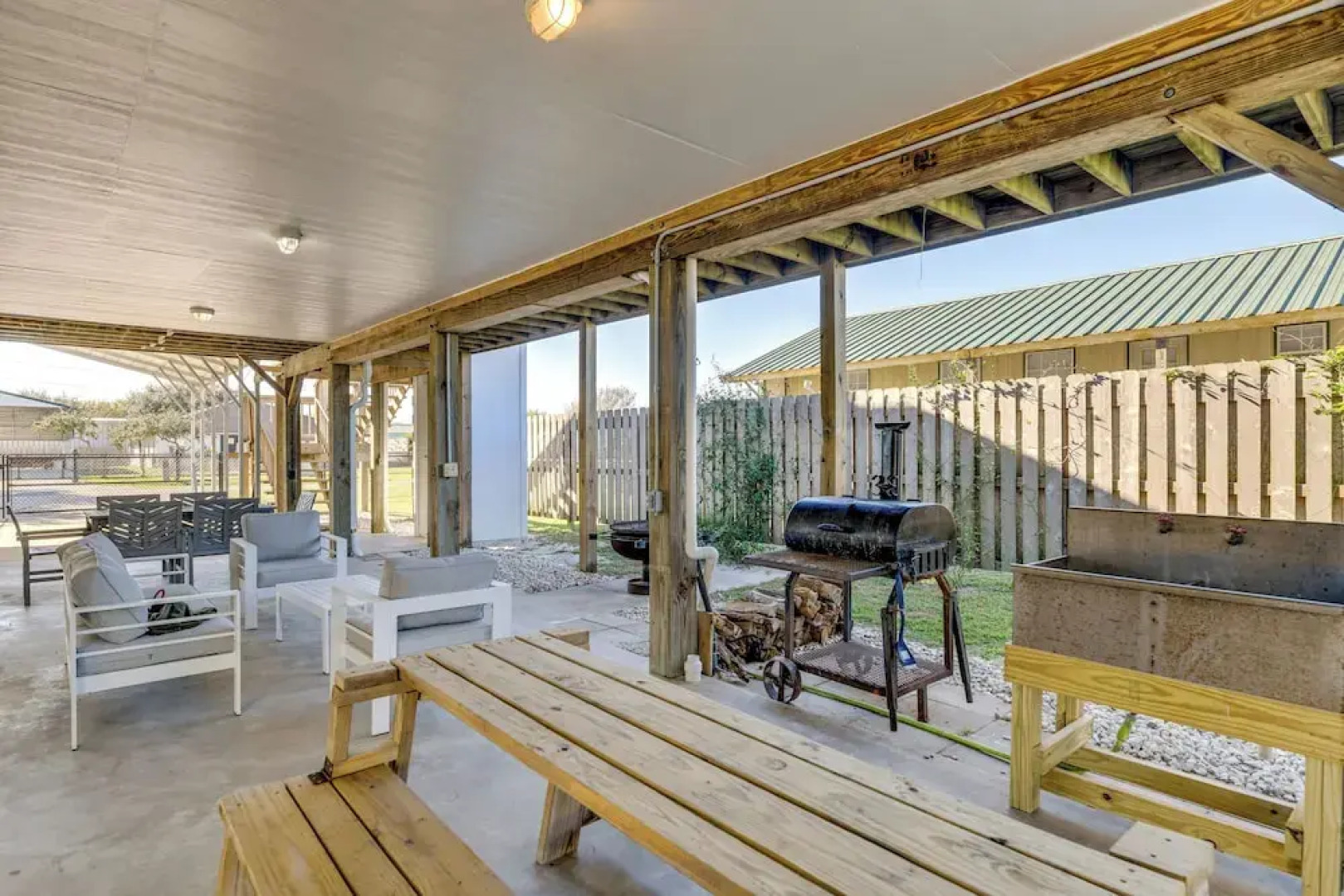 2 Mi to Beach + Fishing Pier: Gulf Coast Retreat