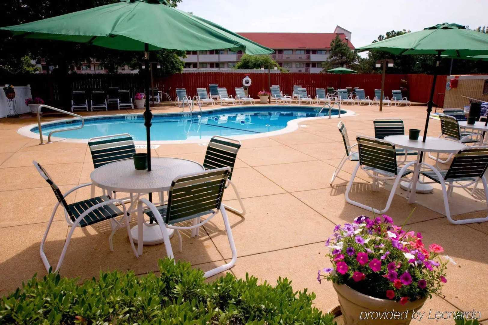 Forest Park Hotel by MDR