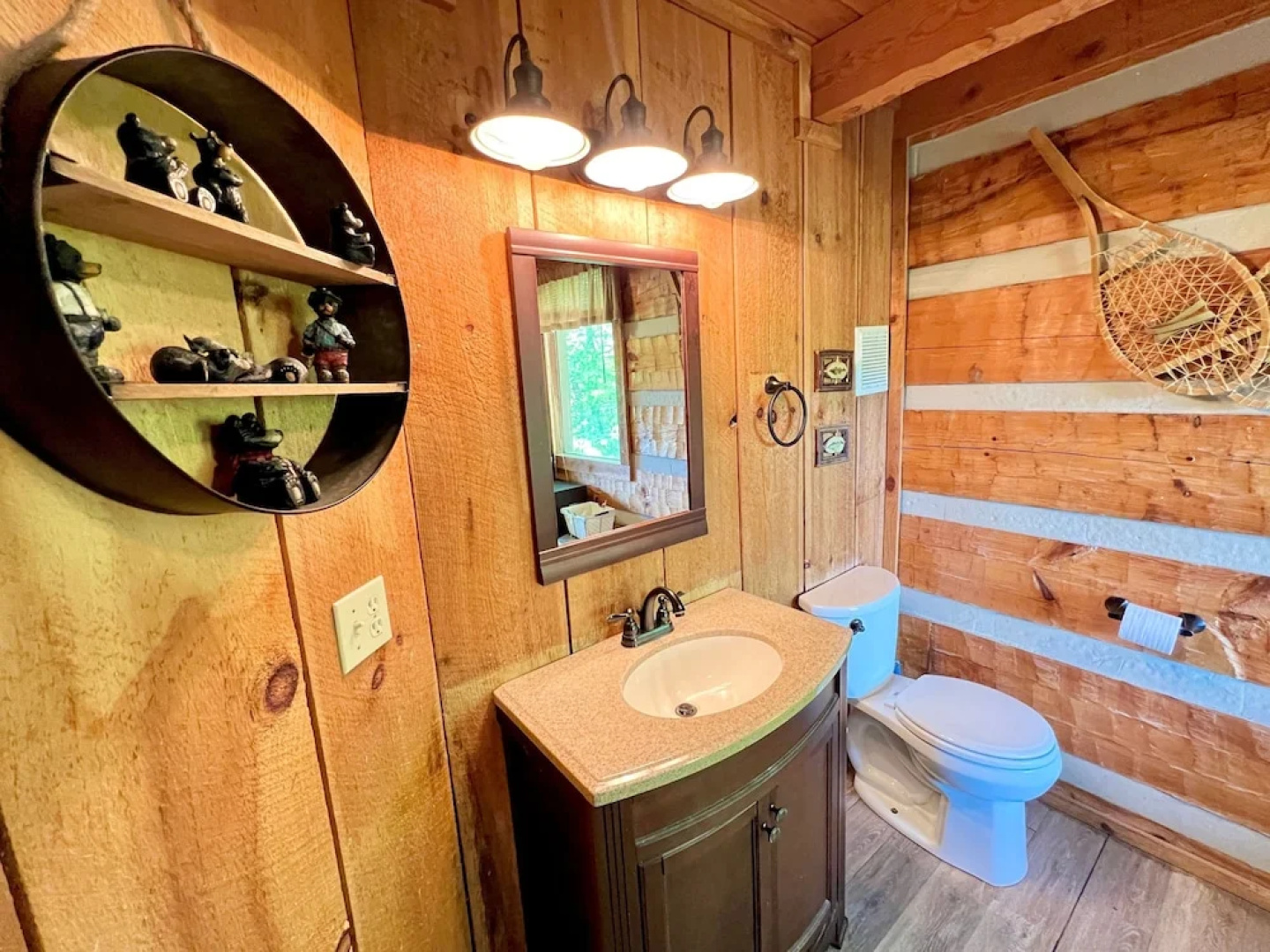 Bearadise Found 2 Bedroom Cabin by RedAwning