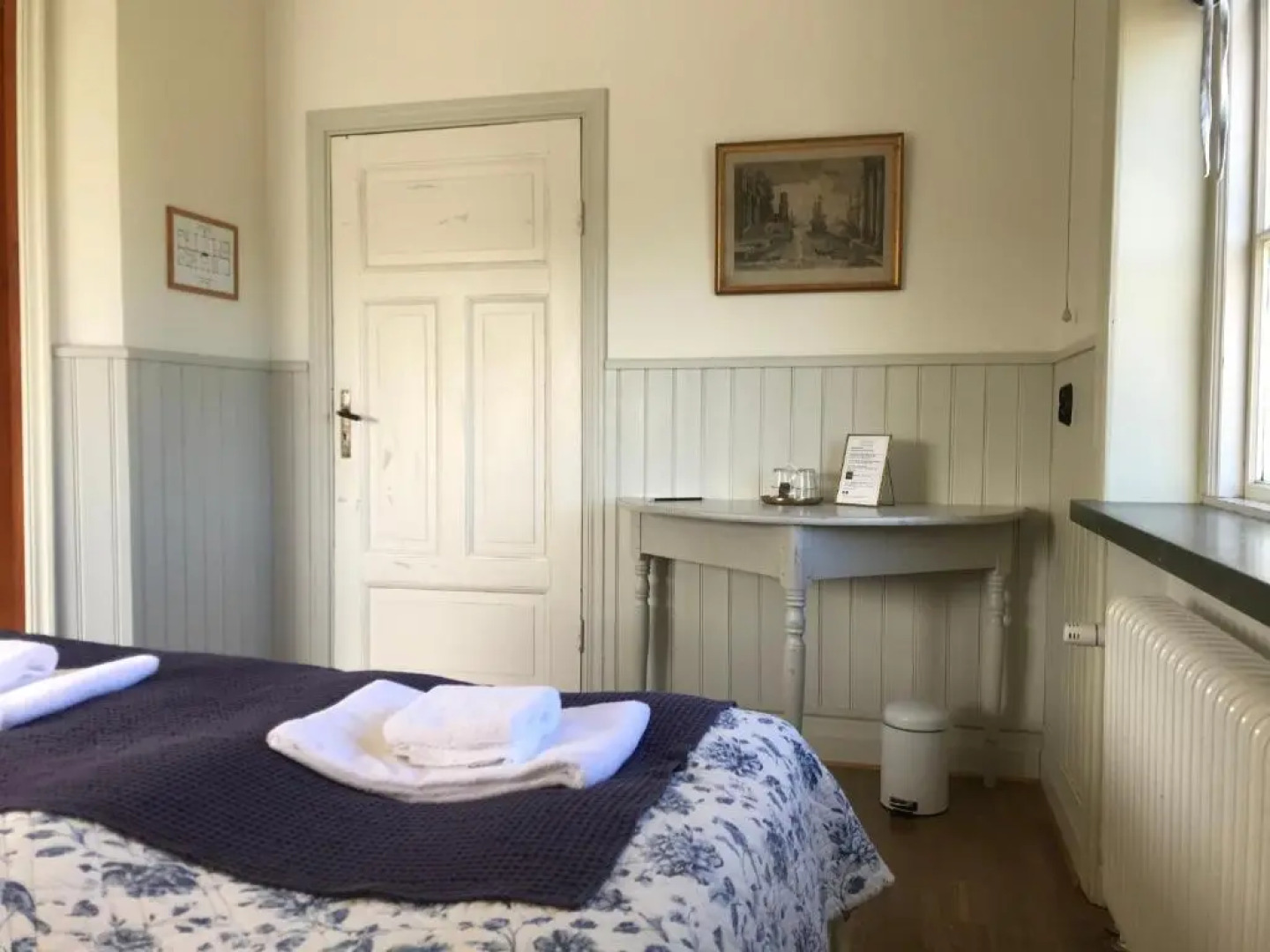 Mellby 11 Bed And Breakfast