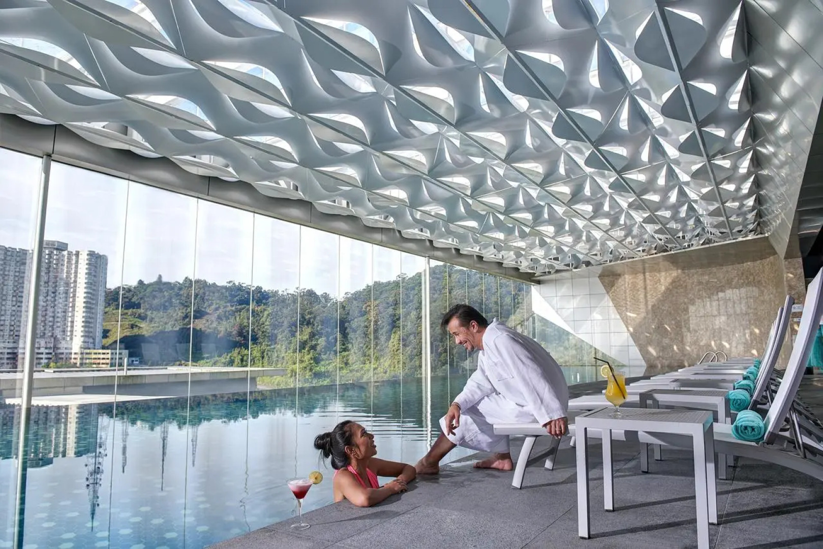 Gloria Residences Ion Delemen