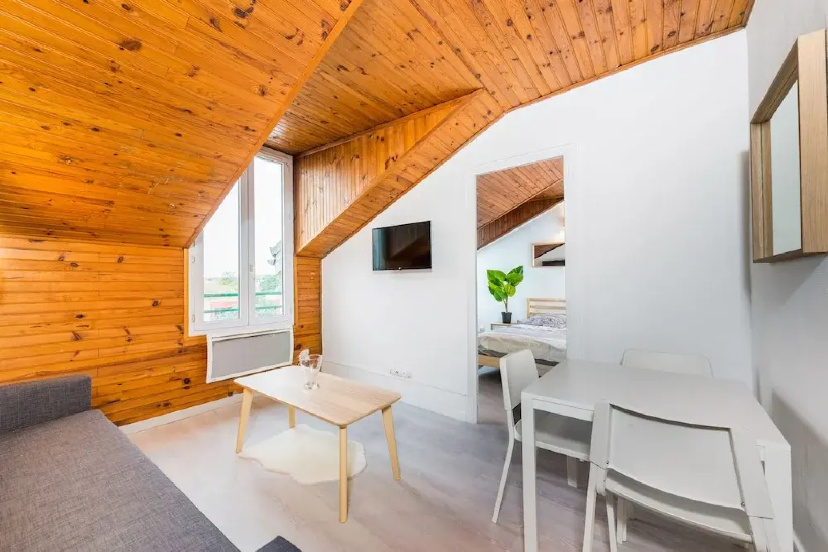 Accommodation Near Paris - CDG Airport