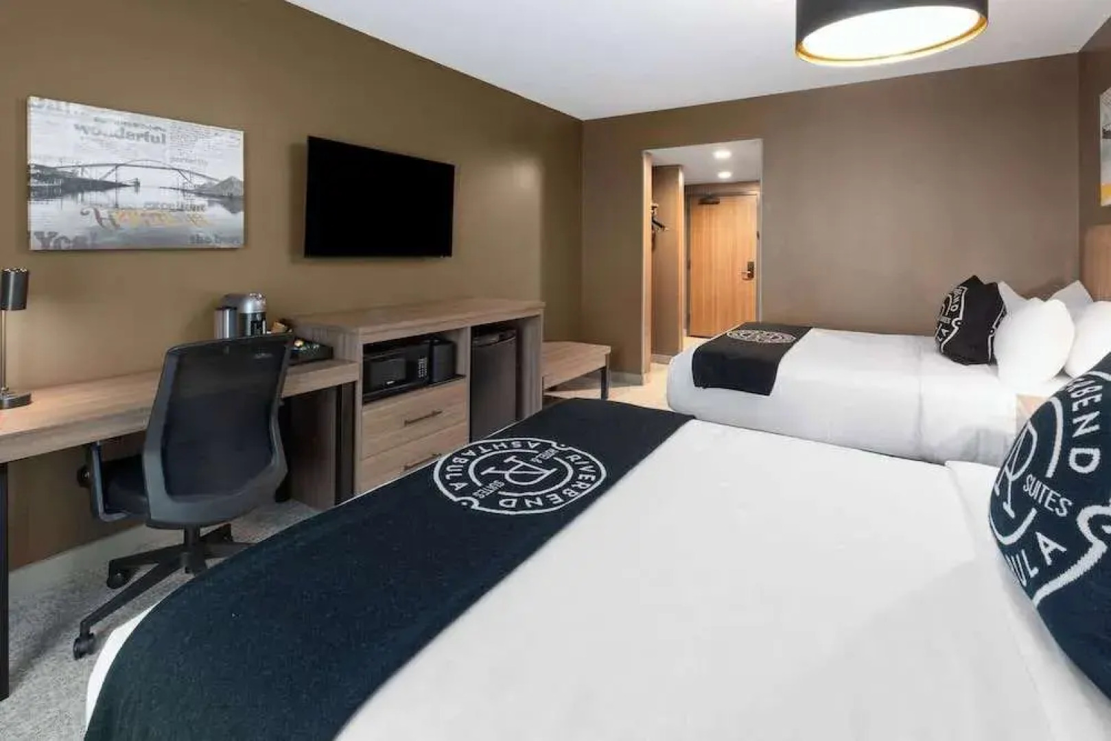 Riverbend Hotel and Suites, Trademark Collection by Wyndham