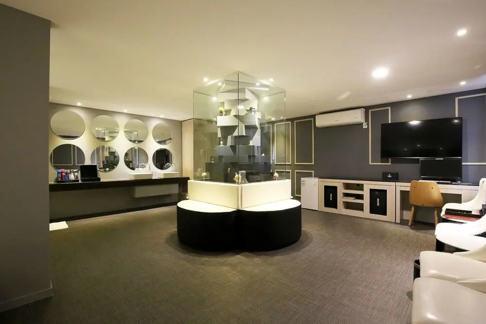 Asan Urban Brown Hotel