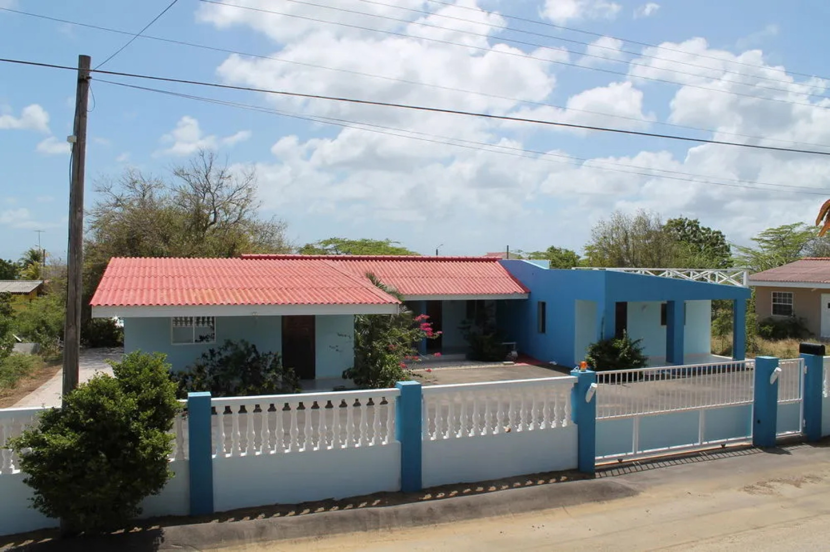 Dive2Lagoon Apartments